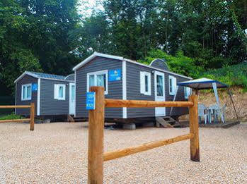 Paris-est Camping 4*